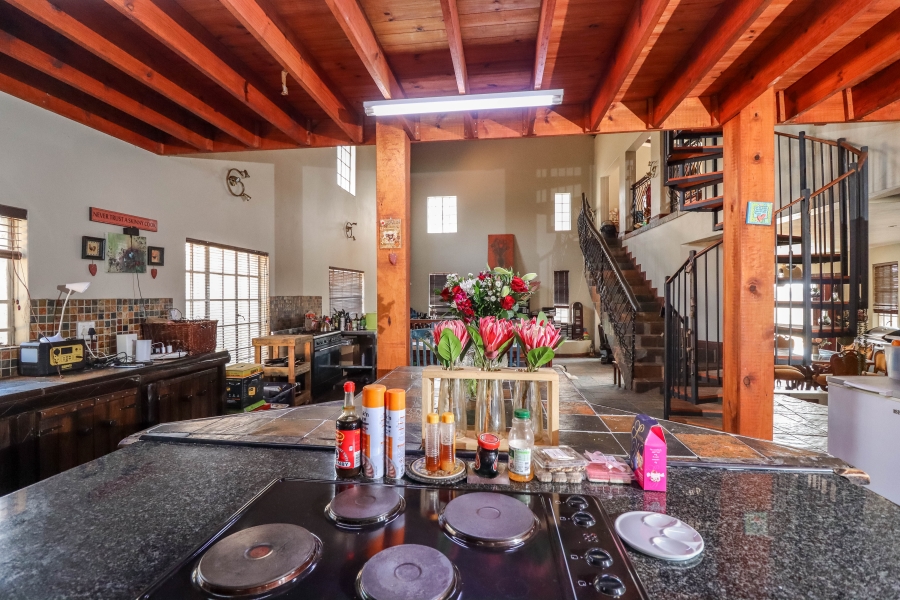 4 Bedroom Property for Sale in Mnandi Gauteng