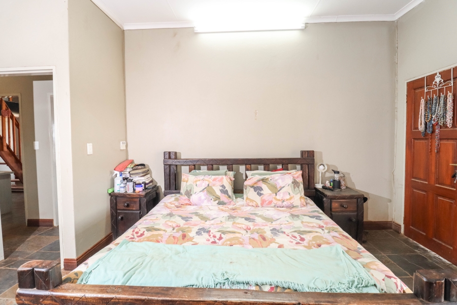 4 Bedroom Property for Sale in Mnandi Gauteng