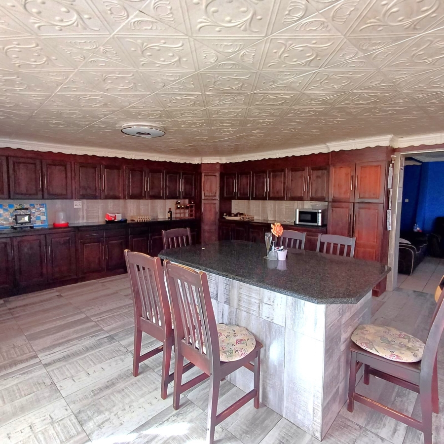 4 Bedroom Property for Sale in Helderstrome AH Gauteng