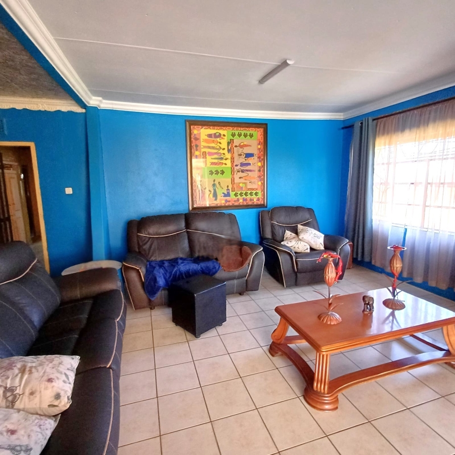 4 Bedroom Property for Sale in Helderstrome AH Gauteng