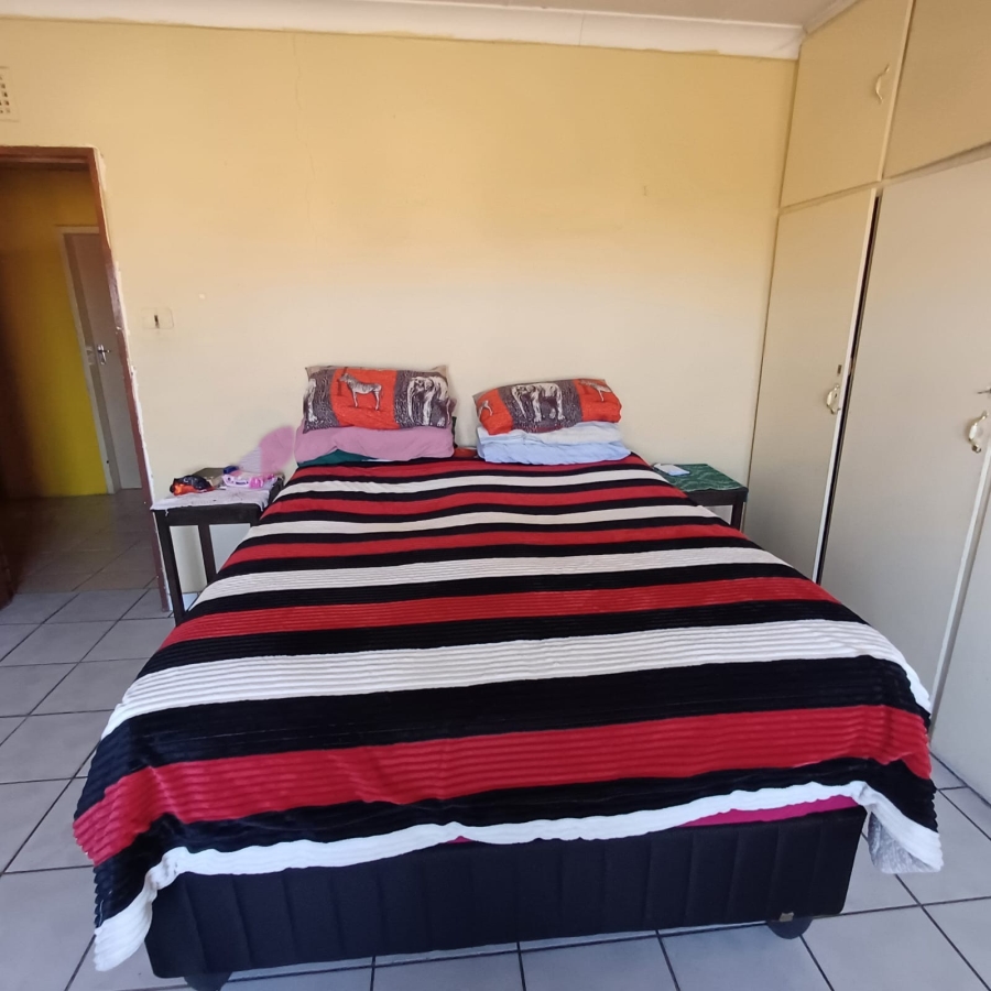 4 Bedroom Property for Sale in Helderstrome AH Gauteng