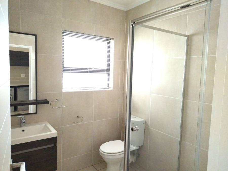 To Let 1 Bedroom Property for Rent in Olivedale Gauteng