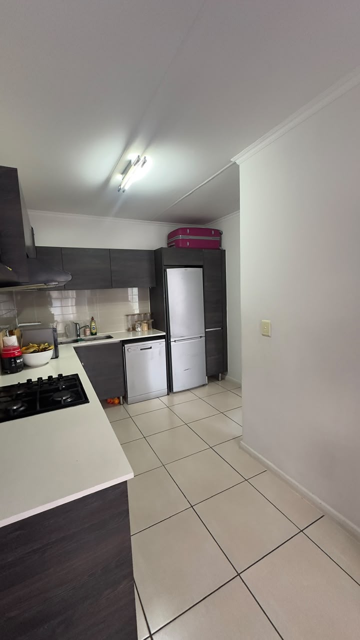To Let 1 Bedroom Property for Rent in Olivedale Gauteng