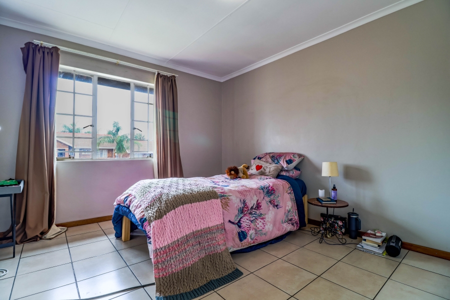 2 Bedroom Property for Sale in Highveld Gauteng