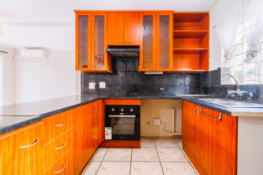 3 Bedroom Property for Sale in Wilgeheuwel Gauteng