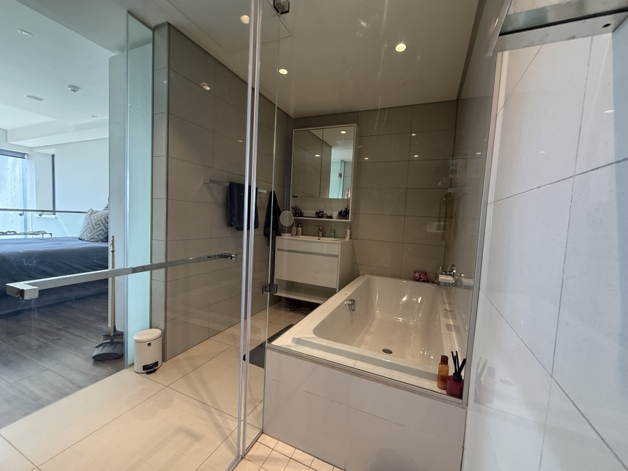 To Let 1 Bedroom Property for Rent in Rosebank Gauteng