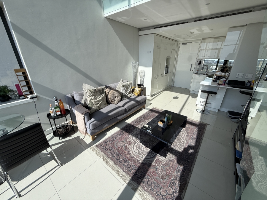 To Let 1 Bedroom Property for Rent in Rosebank Gauteng