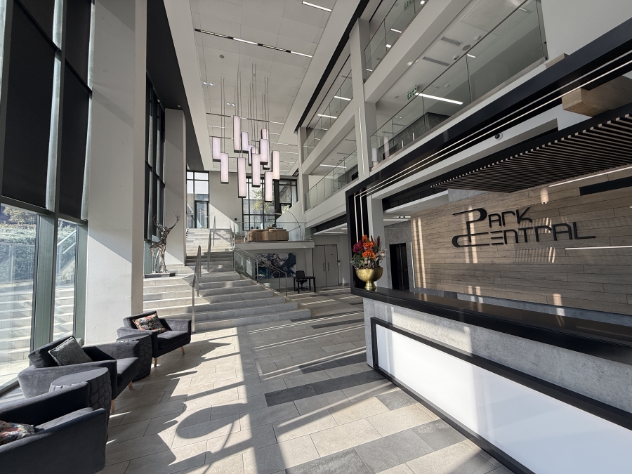 To Let 1 Bedroom Property for Rent in Rosebank Gauteng