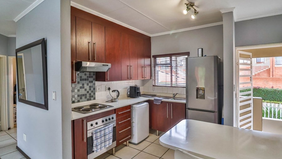 2 Bedroom Property for Sale in Glenvista Gauteng