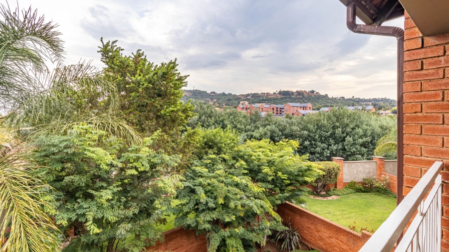 2 Bedroom Property for Sale in Glenvista Gauteng