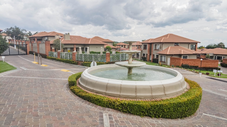 2 Bedroom Property for Sale in Glenvista Gauteng