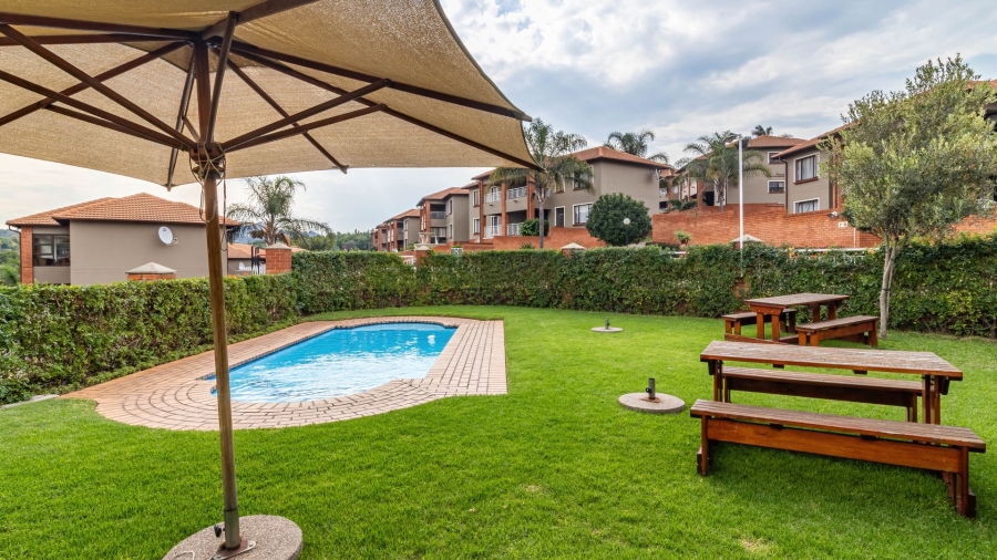 2 Bedroom Property for Sale in Glenvista Gauteng