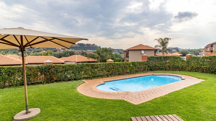2 Bedroom Property for Sale in Glenvista Gauteng