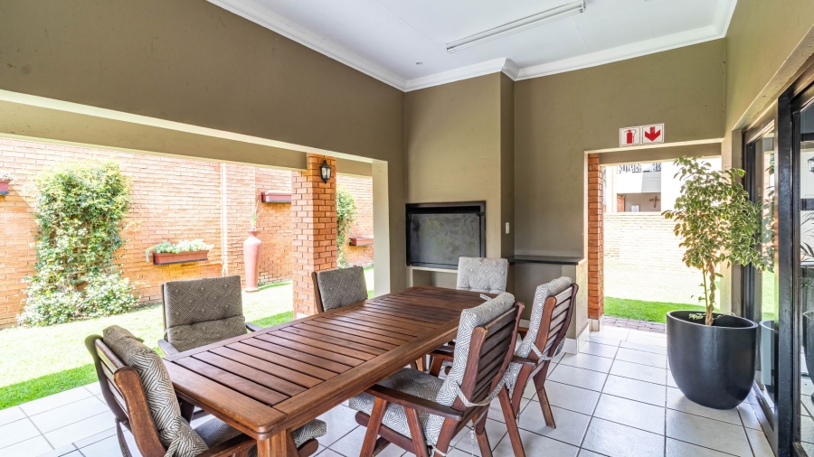 2 Bedroom Property for Sale in Glenvista Gauteng