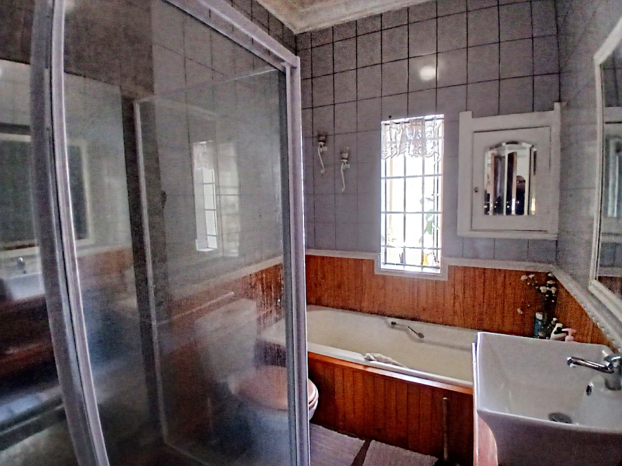 3 Bedroom Property for Sale in Orange Grove Gauteng