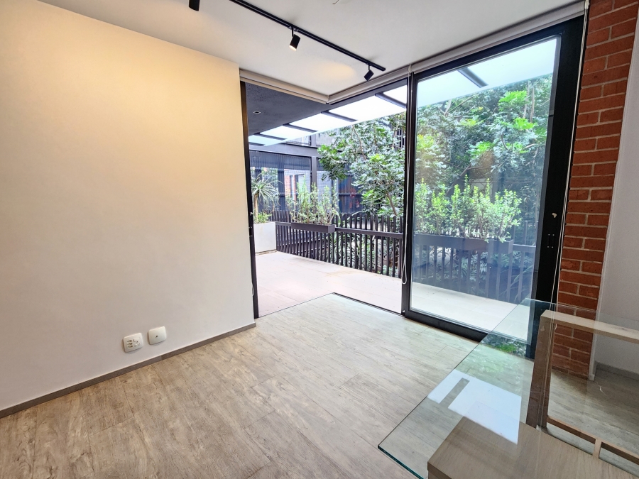 To Let 2 Bedroom Property for Rent in Nieuw Muckleneuk Gauteng