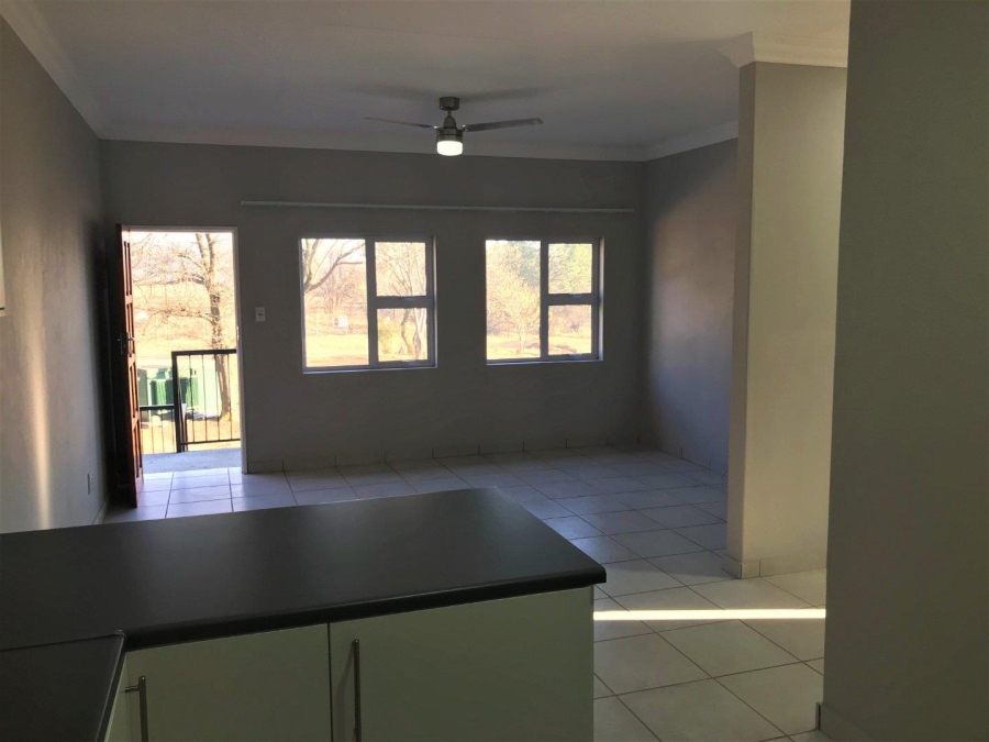 To Let 2 Bedroom Property for Rent in Peacehaven Industrial Gauteng