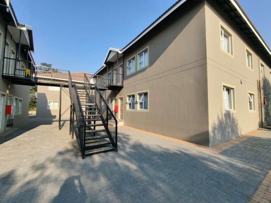 To Let 2 Bedroom Property for Rent in Peacehaven Industrial Gauteng