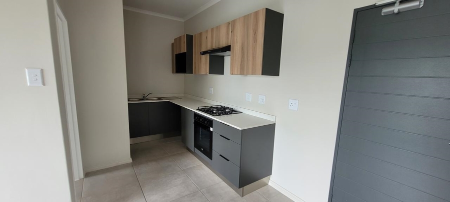 To Let 2 Bedroom Property for Rent in Glen Austin Gauteng