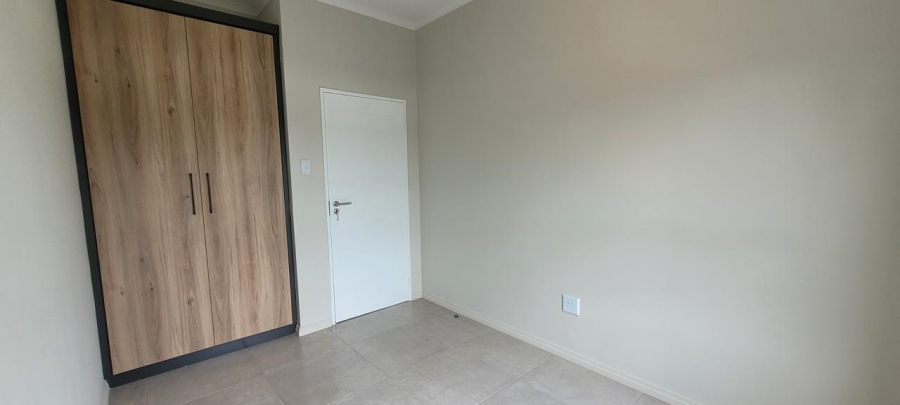 To Let 2 Bedroom Property for Rent in Glen Austin Gauteng
