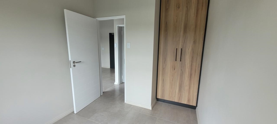 To Let 2 Bedroom Property for Rent in Glen Austin Gauteng