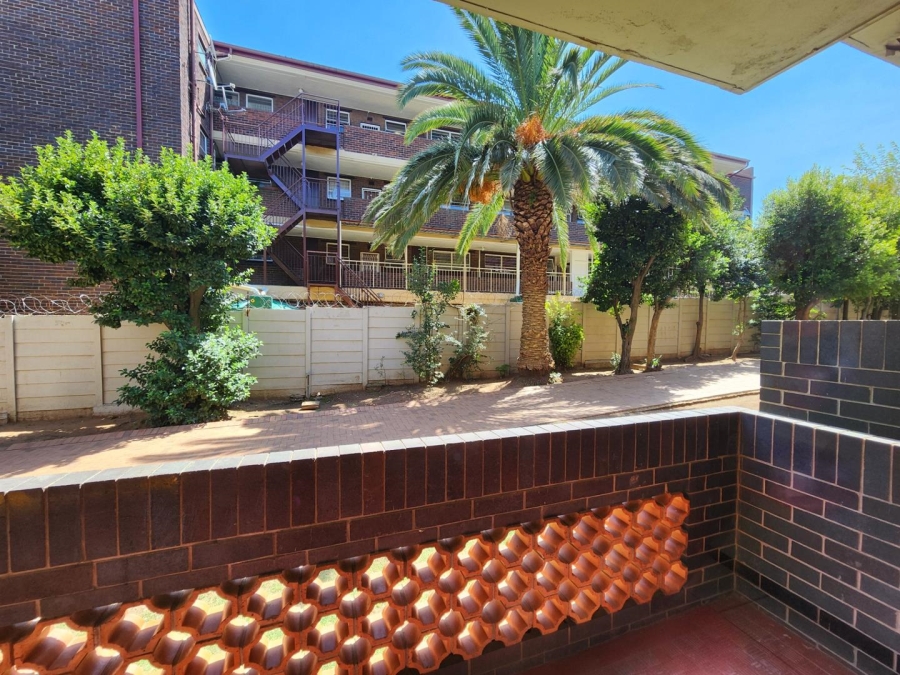 To Let 2 Bedroom Property for Rent in Eastleigh Gauteng