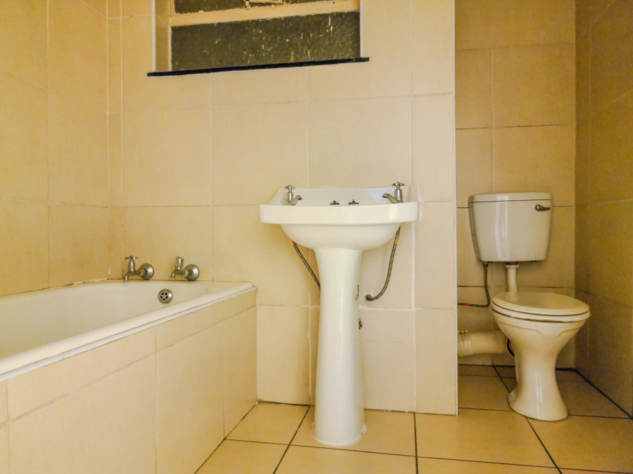 To Let 2 Bedroom Property for Rent in Eastleigh Gauteng