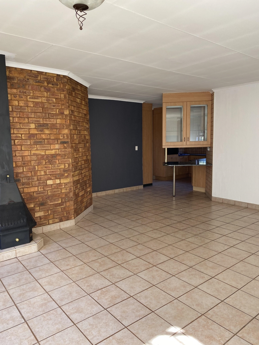 3 Bedroom Property for Sale in Murrayfield Gauteng