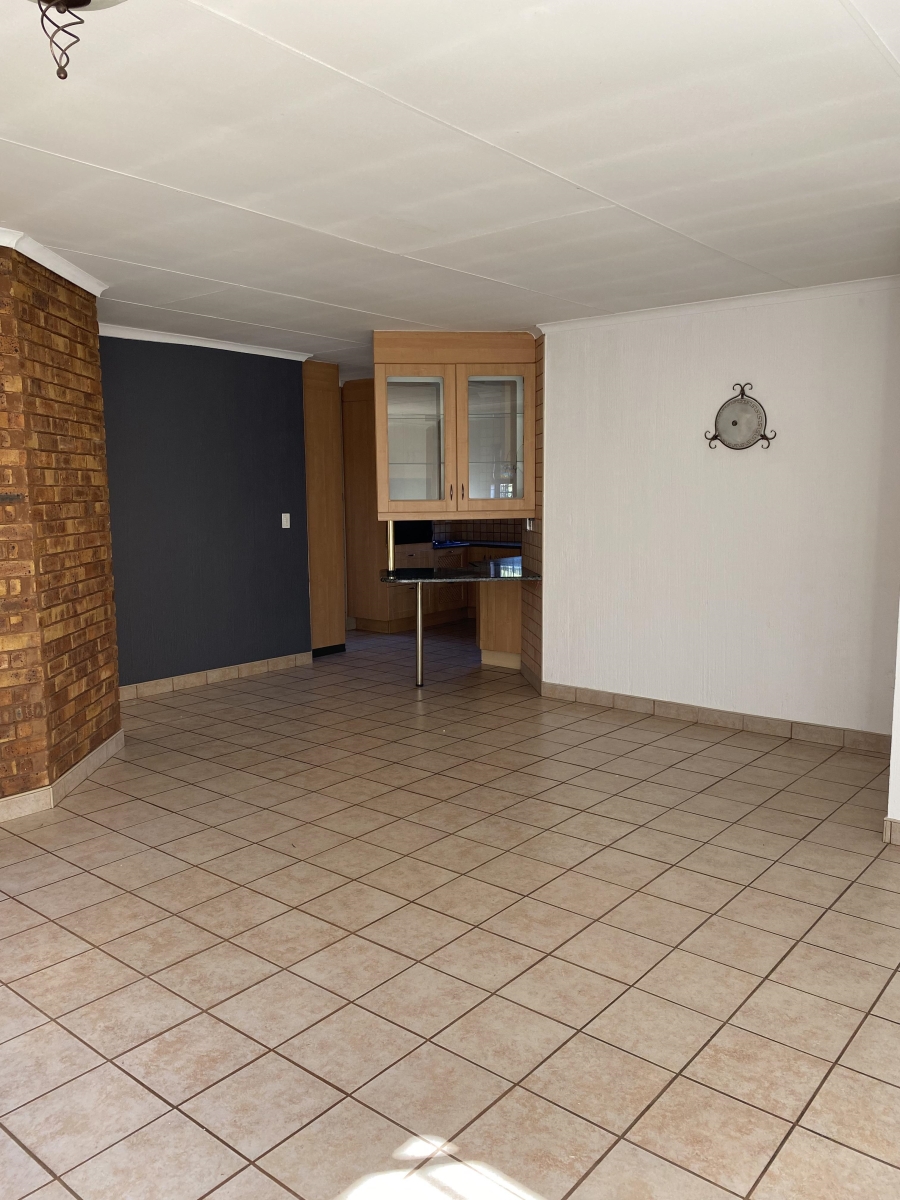 3 Bedroom Property for Sale in Murrayfield Gauteng