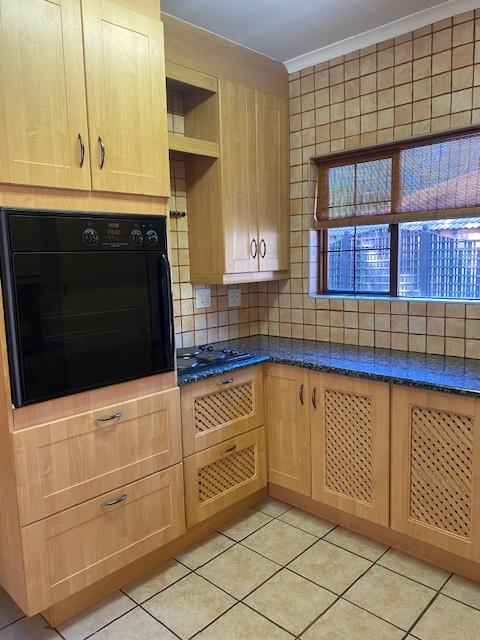 3 Bedroom Property for Sale in Murrayfield Gauteng