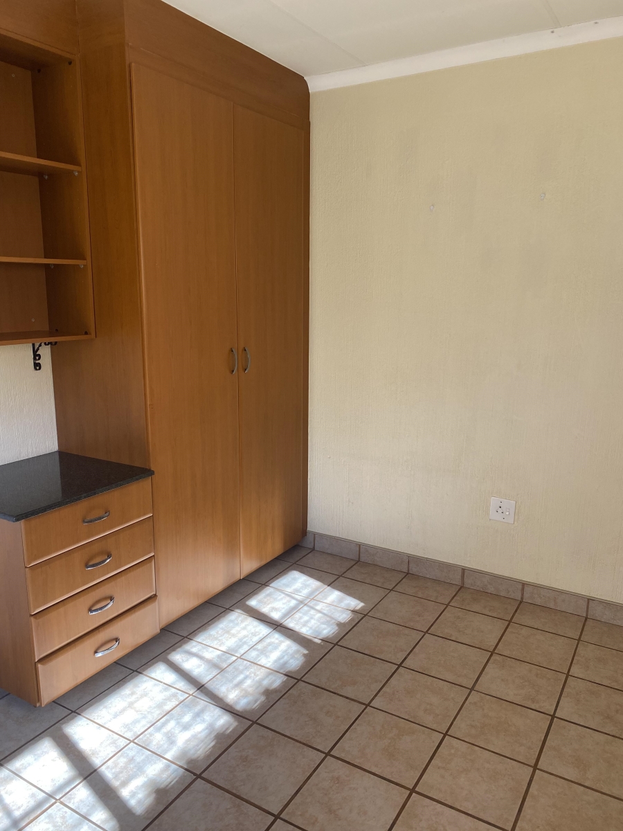 3 Bedroom Property for Sale in Murrayfield Gauteng