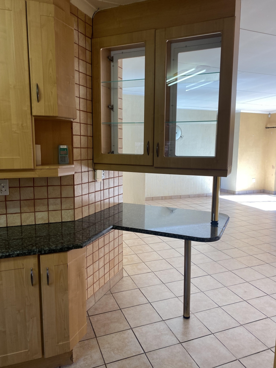 3 Bedroom Property for Sale in Murrayfield Gauteng