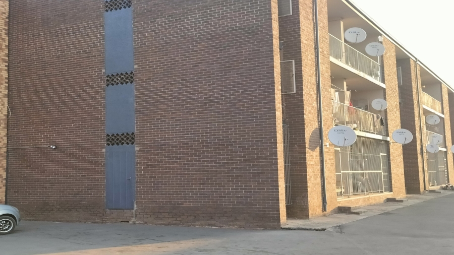 2 Bedroom Property for Sale in Vanderbijlpark CW 3 Gauteng