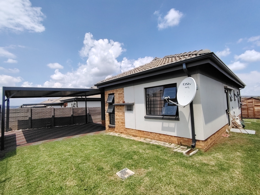 3 Bedroom Property for Sale in Lotus Gardens Gauteng