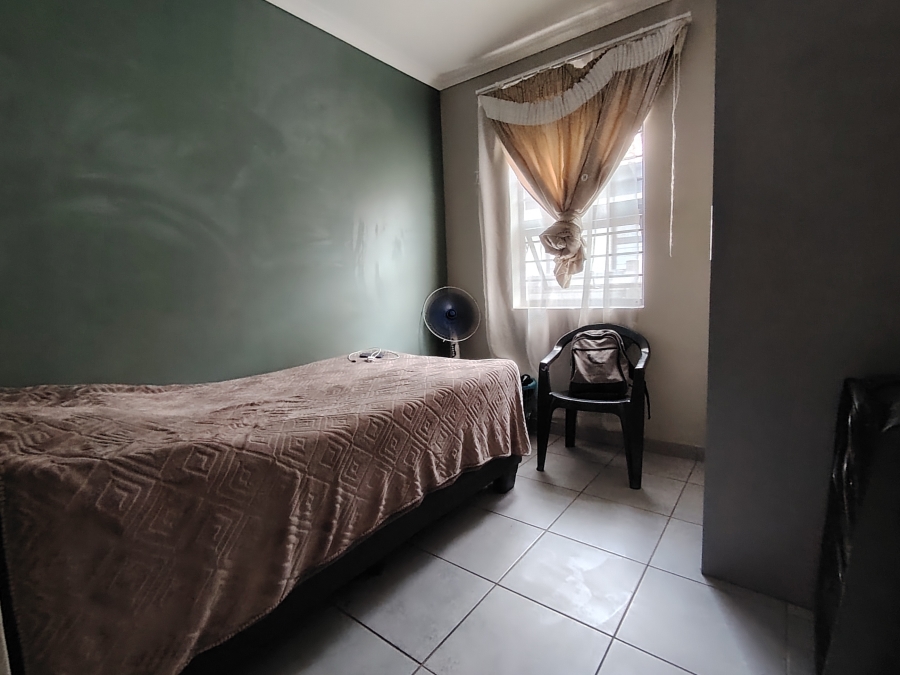 3 Bedroom Property for Sale in Lotus Gardens Gauteng