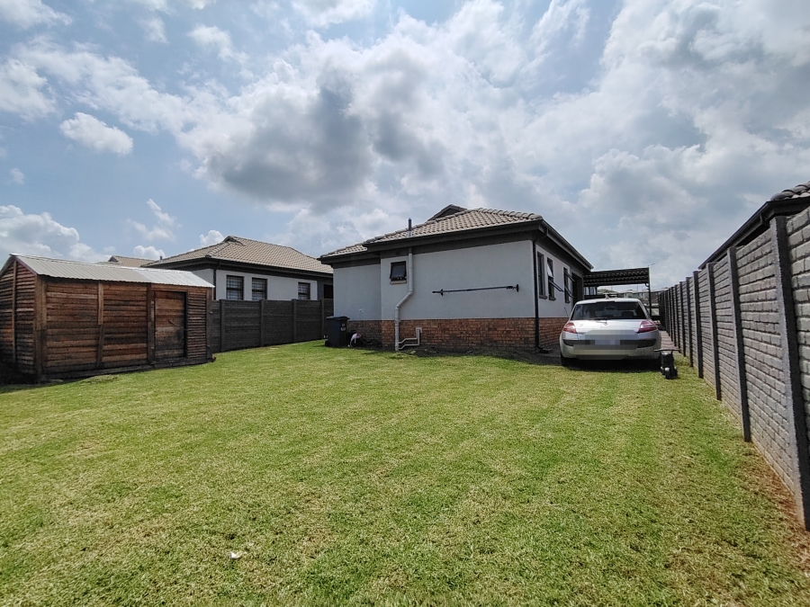 3 Bedroom Property for Sale in Lotus Gardens Gauteng