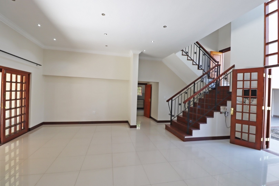 To Let 5 Bedroom Property for Rent in Bryanston Gauteng