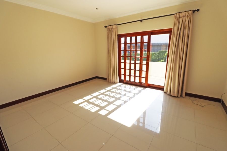 To Let 5 Bedroom Property for Rent in Bryanston Gauteng