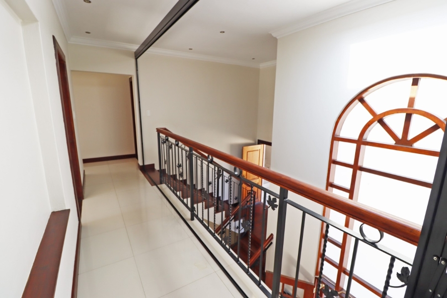 To Let 5 Bedroom Property for Rent in Bryanston Gauteng