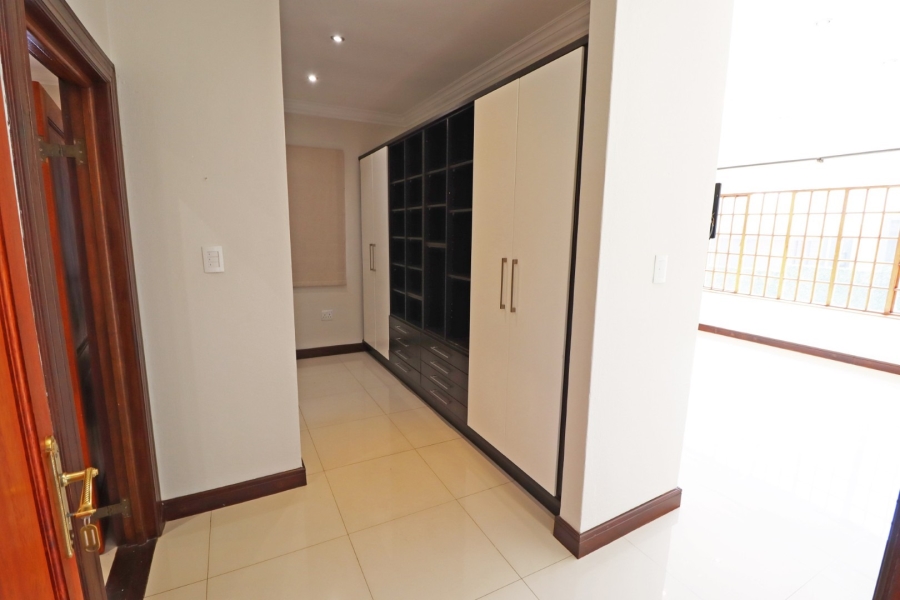 To Let 5 Bedroom Property for Rent in Bryanston Gauteng