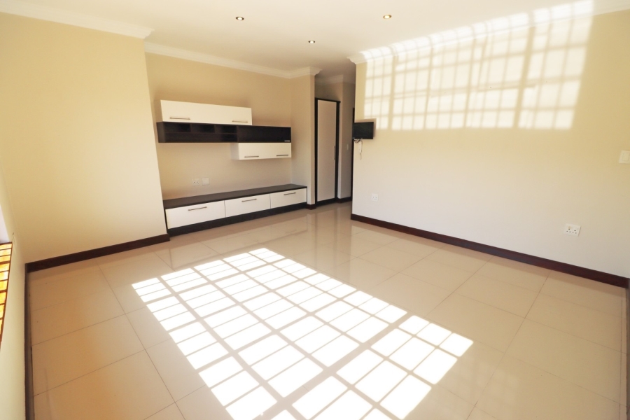 To Let 5 Bedroom Property for Rent in Bryanston Gauteng