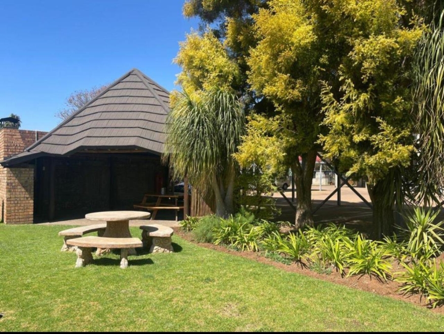 2 Bedroom Property for Sale in Kilner Park Gauteng