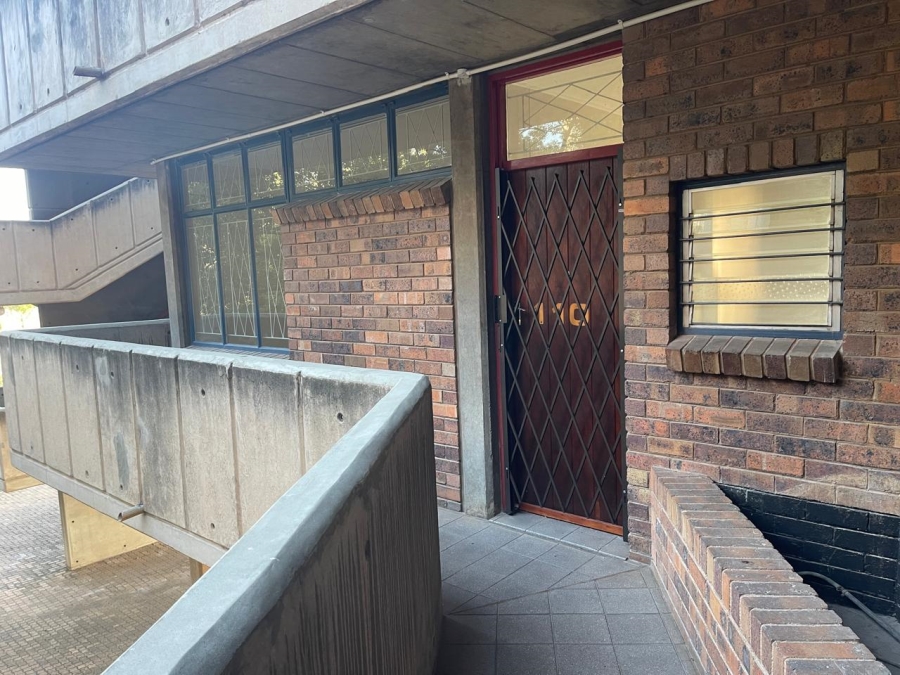 2 Bedroom Property for Sale in Kilner Park Gauteng