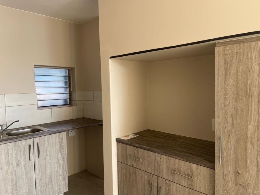 2 Bedroom Property for Sale in Kilner Park Gauteng