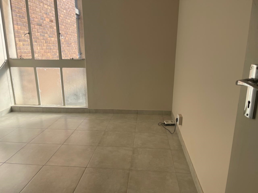 2 Bedroom Property for Sale in Kilner Park Gauteng