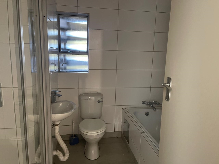 2 Bedroom Property for Sale in Kilner Park Gauteng