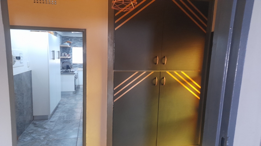 3 Bedroom Property for Sale in Vanderbijlpark CE 3 Gauteng