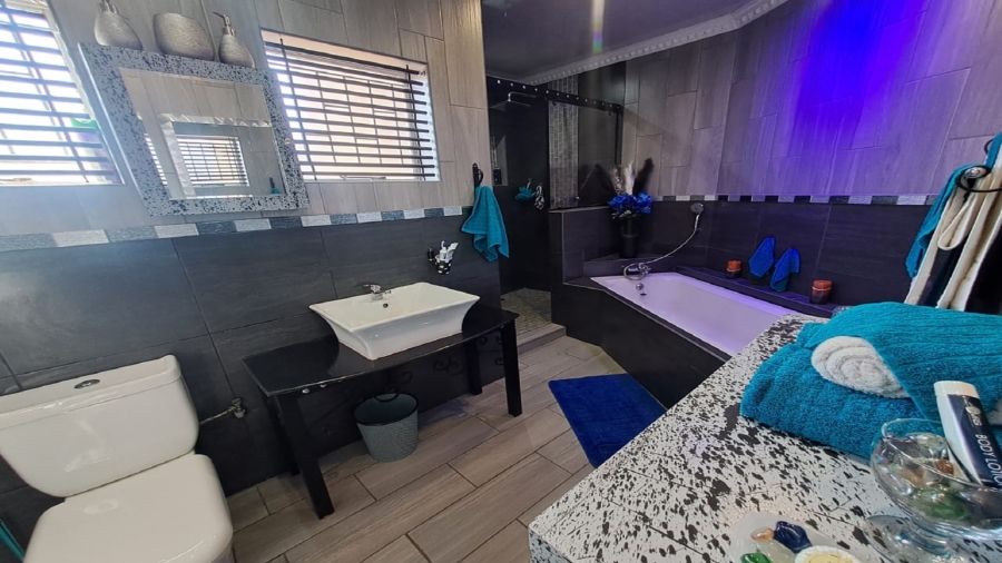 3 Bedroom Property for Sale in Vanderbijlpark CE 3 Gauteng