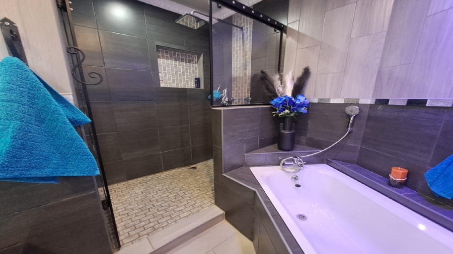 3 Bedroom Property for Sale in Vanderbijlpark CE 3 Gauteng