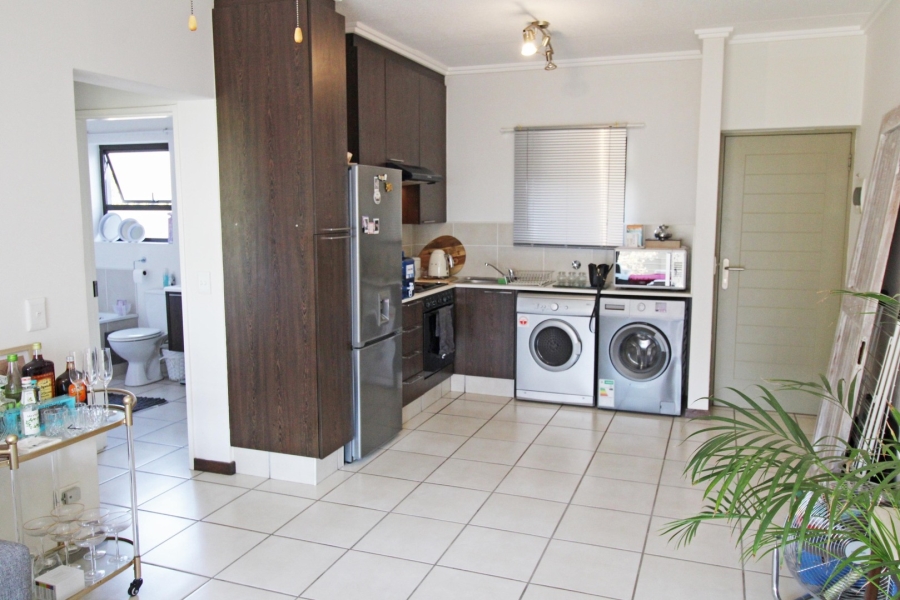 1 Bedroom Property for Sale in Bryanston Gauteng